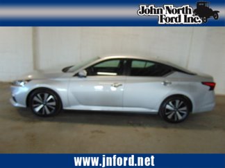 Used 2021 Nissan Altima 2.5 SV image 1