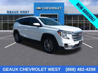 Used 2024 GMC Terrain SLT image 1