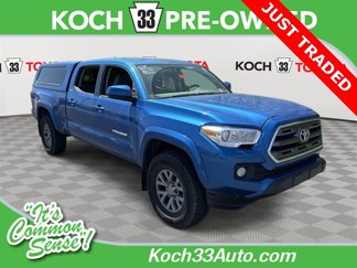 Used 2016 Toyota Tacoma SR5 w/ SR5 Appearance Package (SN) image 1