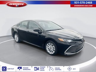 Used 2021 Toyota Camry LE image 1