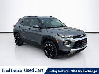 Used 2021 Chevrolet TrailBlazer LT w/ Convenience Package image 1