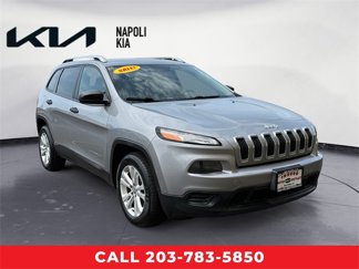 Used 2015 Jeep Cherokee Sport image 1
