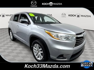 Used 2016 Toyota Highlander LE image 1