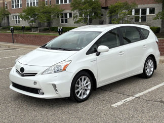 Used 2012 Toyota Prius V Five image 1