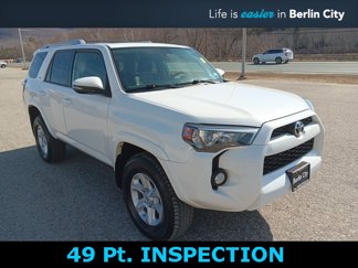 Used 2017 Toyota 4Runner 4WD image 1