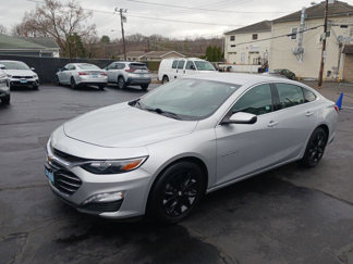 Used 2020 Chevrolet Malibu LT image 1