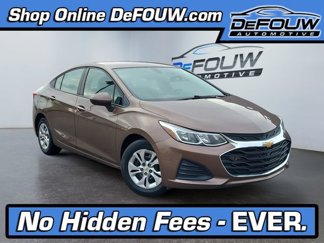 Used 2019 Chevrolet Cruze LS image 1