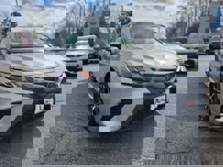 Used 2018 Toyota Camry SE image 1