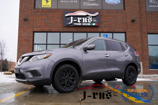 Used 2015 Nissan Rogue S image 1