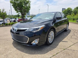 Used 2013 Toyota Avalon Limited image 1
