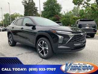 New 2025 Chevrolet Trax RS w/ Driver Confidence Package image 1