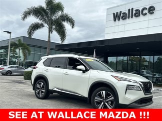 Used 2021 Nissan Rogue SL image 1