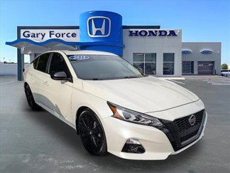 Used 2022 Nissan Altima 2.5 SR w/ Midnight Edition Package image 1