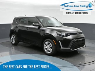 Used 2023 Kia Soul LX image 1