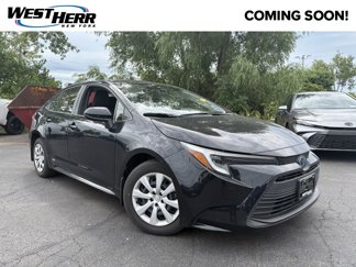 Used 2023 Toyota Corolla LE image 1