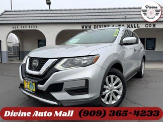 Used 2019 Nissan Rogue S image 1