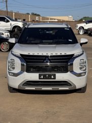 Used 2022 Mitsubishi Outlander SEL image 1