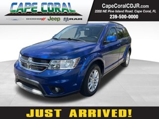Used 2015 Dodge Journey SXT w/ Flexible Seating Group image 1
