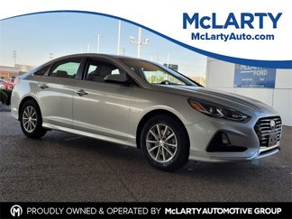 Used 2019 Hyundai Sonata SE image 1