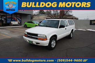 Used 2000 Chevrolet S10 Pickup LS w/ Preferred Equipment Group image 1