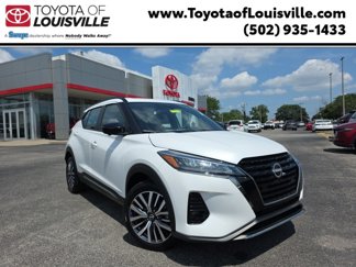 Used 2023 Nissan Kicks SR image 1