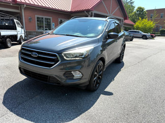 Used 2017 Ford Escape SE w/ Equipment Group 201A image 1