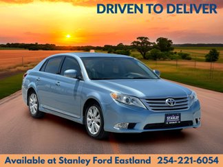 Used 2012 Toyota Avalon Limited image 1