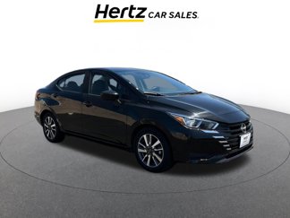 Used 2023 Nissan Versa SV image 1