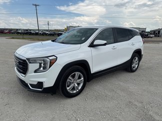 Used 2024 GMC Terrain SLE image 1