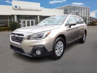 Used 2019 Subaru Outback 2.5i Premium image 1