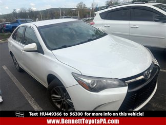 Used 2017 Toyota Camry image 1