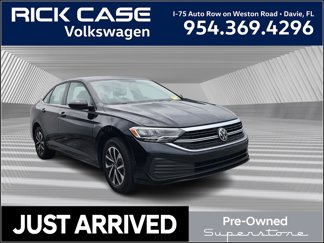 Used 2022 Volkswagen Jetta S image 1