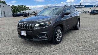 Used 2019 Jeep Cherokee Latitude Plus w/ Cold Weather Group image 1