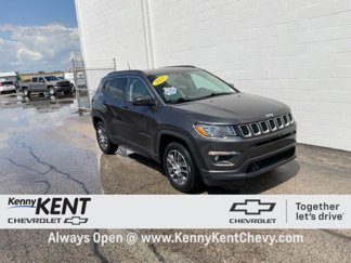 Used 2020 Jeep Compass Latitude image 1