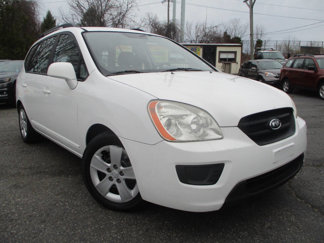 Used 2009 Kia Rondo LX image 1