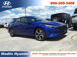 Used 2023 Hyundai Elantra SEL w/ Convenience Package image 1