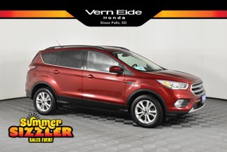 Used 2017 Ford Escape SE w/ Equipment Group 201A image 1
