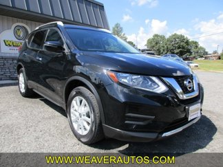 Used 2017 Nissan Rogue SV image 1