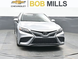 Used 2022 Toyota Camry SE image 1
