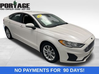 Certified 2020 Ford Fusion SE image 1