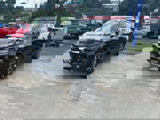 Used 2025 Chevrolet Blazer LT image 1