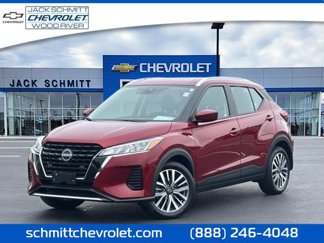 Used 2023 Nissan Kicks SV image 1