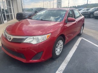 Used 2012 Toyota Camry L image 1