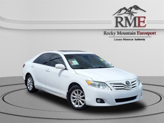 Used 2011 Toyota Camry XLE image 1
