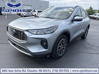 Used 2023 Ford Escape SE image 1