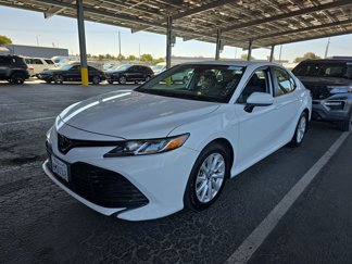 Used 2019 Toyota Camry L image 1