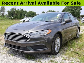Used 2017 Ford Fusion SE w/ Fusion SE Technology Package image 1