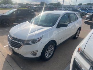 Used 2021 Chevrolet Equinox LS image 1