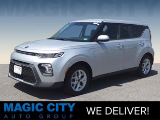 Used 2020 Kia Soul S image 1