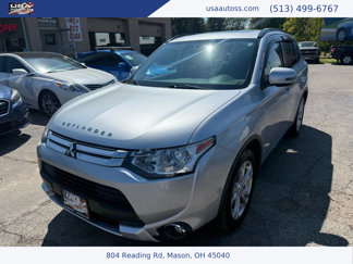 Used 2015 Mitsubishi Outlander SE image 1